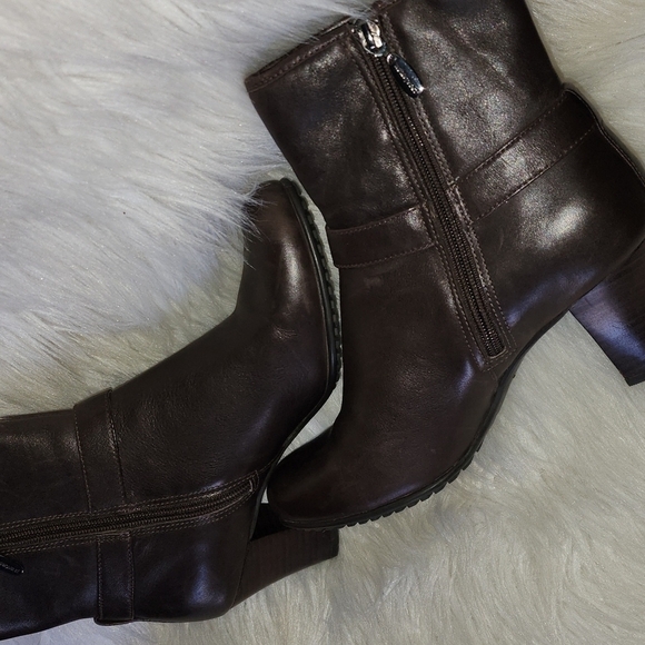 Clarks Tige DE Cuir Leather ankle Booties - Picture 9 of 17